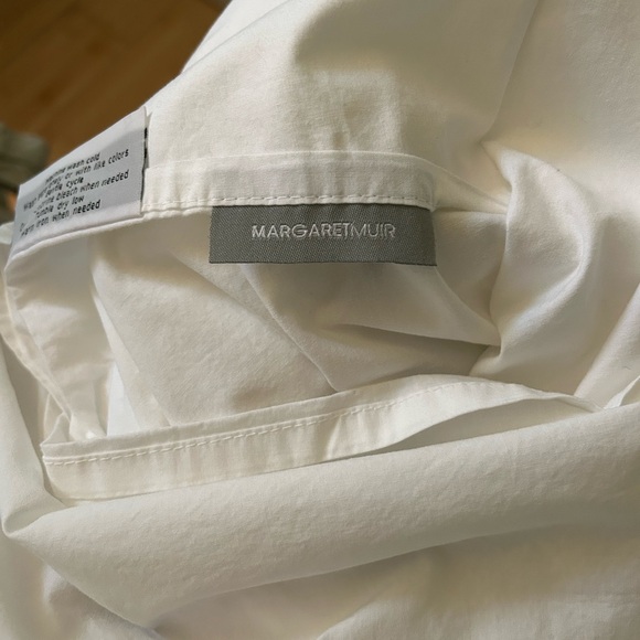 Margaret Muir pillow shams set of two - Picture 4 of 7